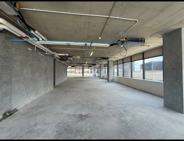 704M² OFFICE FOR SALE IN CAPE TOWN CITY CENTRE